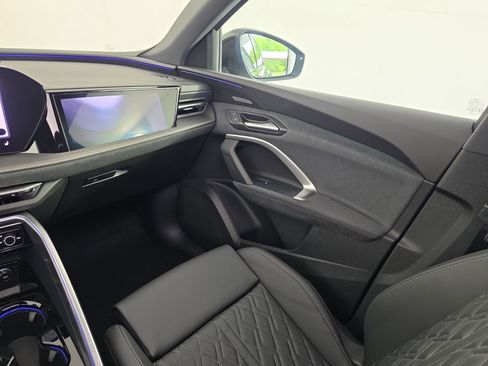 New 2026 Audi SQ5 Premium Plus AWD/4WD image 33