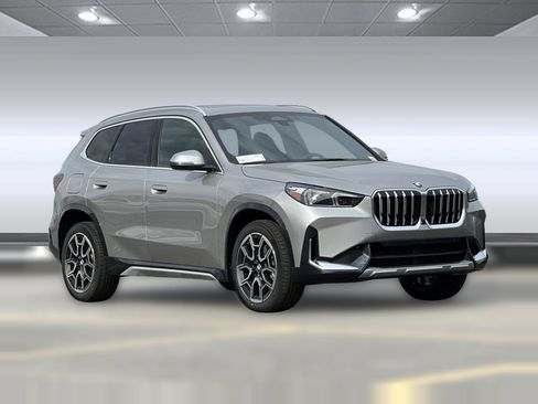 Used 2026 BMW X1 xDrive28i w/ Technology Package AWD/4WD image 6