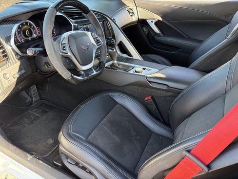 Certified 2019 Chevrolet Corvette ZR1 RWD image 17