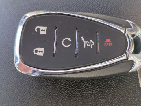 Used 2022 Chevrolet Equinox LT image 24