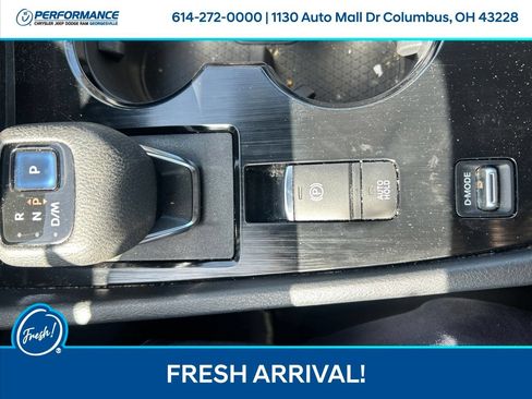 Used 2022 Nissan Rogue S FWD image 26