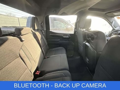 Used 2022 Chevrolet Silverado 1500 LT image 3