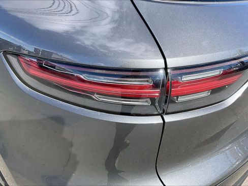 Used 2019 Porsche Cayenne image 28