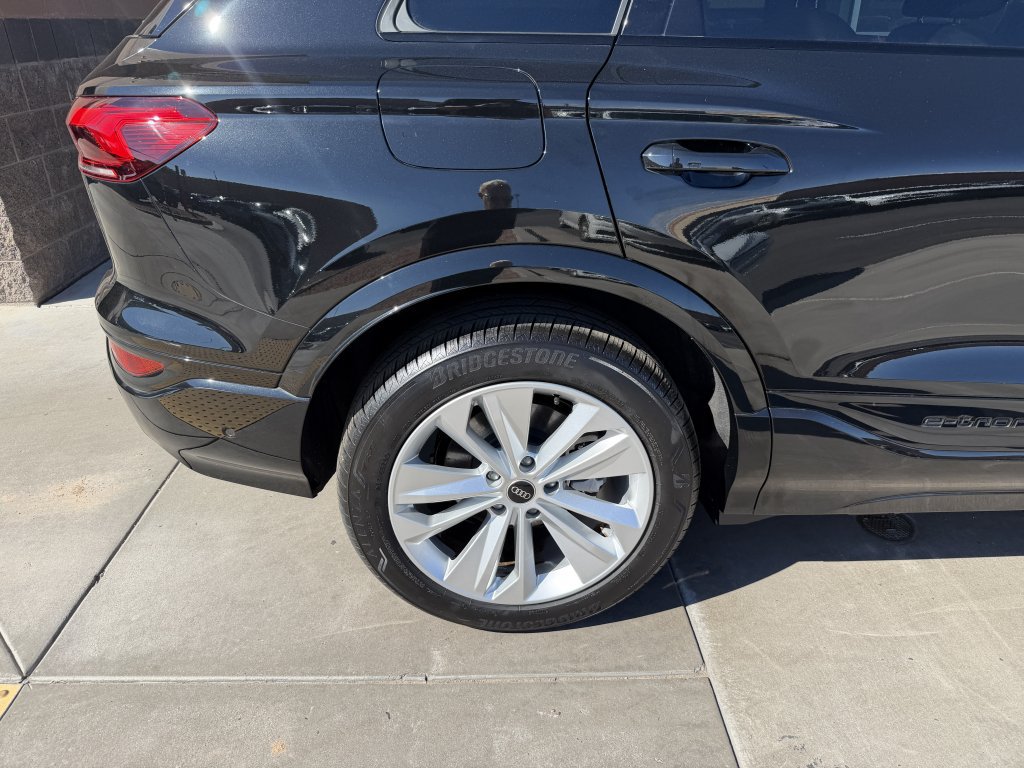 Used 2025 Audi Q6 e-tron Premium Plus w/ Premium Plus RWD image 15