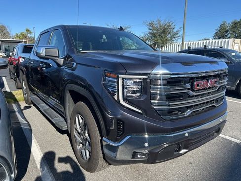 Used 2025 GMC Sierra 1500 SLT w/ SLT Premium Plus Package image 2