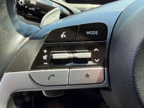 Used 2023 Hyundai Tucson Limited AWD/4WD image 18