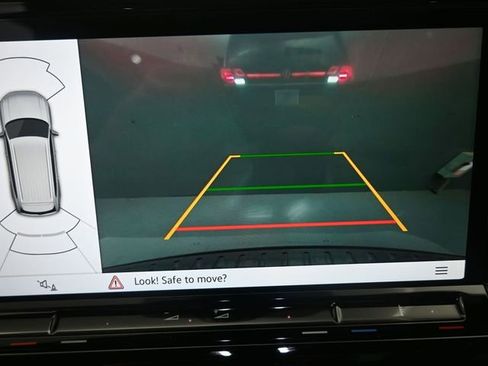 New 2026 Volkswagen Atlas SEL image 6