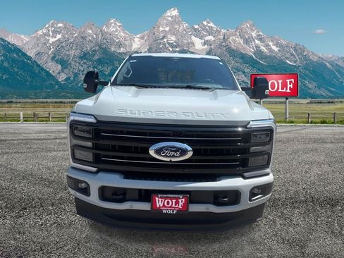 Used 2025 Ford F350 Platinum AWD/4WD image 2