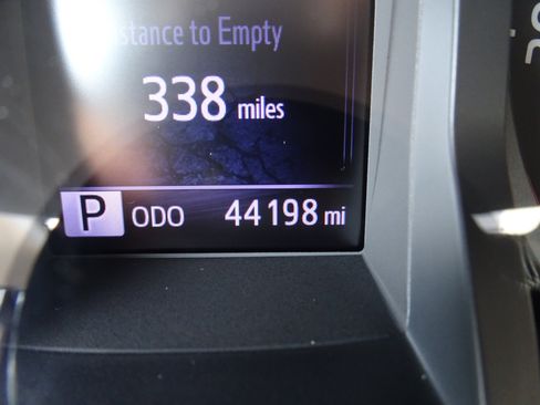 Used 2020 Toyota Tacoma SR AWD/4WD image 21