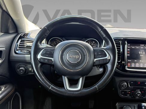 Used 2019 Jeep Compass Limited AWD/4WD image 11