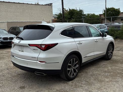 Used 2024 Acura MDX w/ Technology Package AWD/4WD image 3