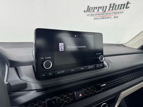 Used 2023 Honda Accord LX image 20