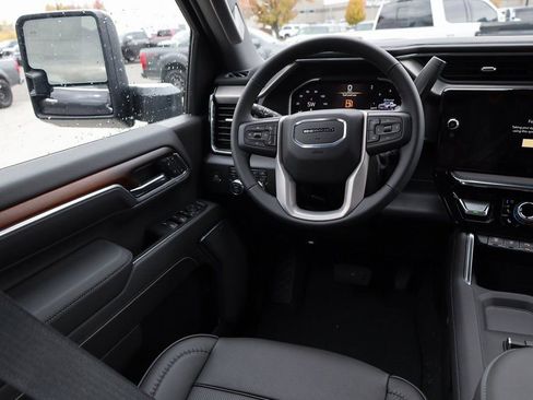 New 2026 GMC Sierra 3500 Denali w/ Technology Package AWD/4WD image 19