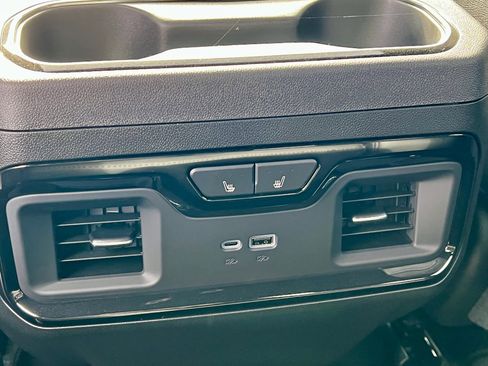 New 2026 GMC Sierra 1500 AT4 w/ AT4 Premium Package image 33