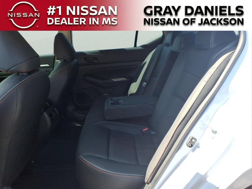 Certified 2026 Nissan Altima 2.5 SR w/ SR Premium Package FWD image 27