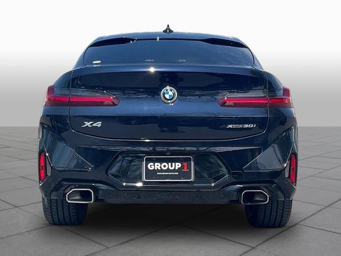 Used 2023 BMW X4 xDrive30i w/ M Sport Package AWD/4WD image 4