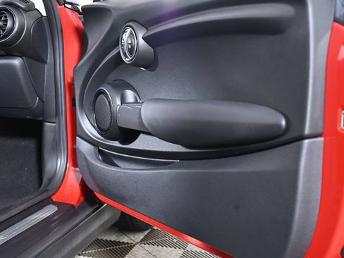 Used 2015 MINI Cooper 2-Door Hardtop FWD image 28