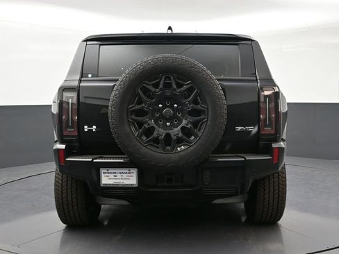 Used 2025 GMC Hummer EV 2X AWD/4WD image 4