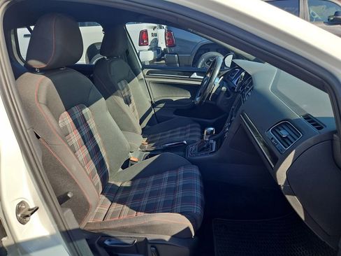 Used 2017 Volkswagen GTI Sport image 16
