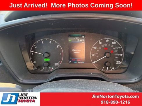 Used 2024 Toyota Corolla LE image 12