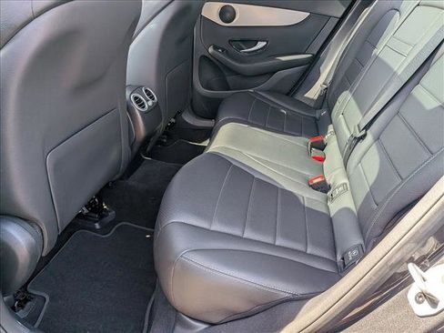 Used 2022 Mercedes-Benz GLC 300 4MATIC image 18