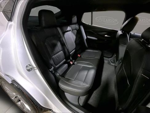 New 2026 Buick Envista Avenir image 12