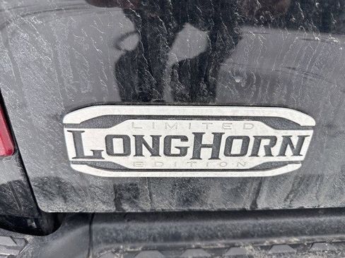 Used 2022 RAM 3500 Limited image 9