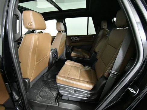 Used 2023 Chevrolet Tahoe High Country image 26