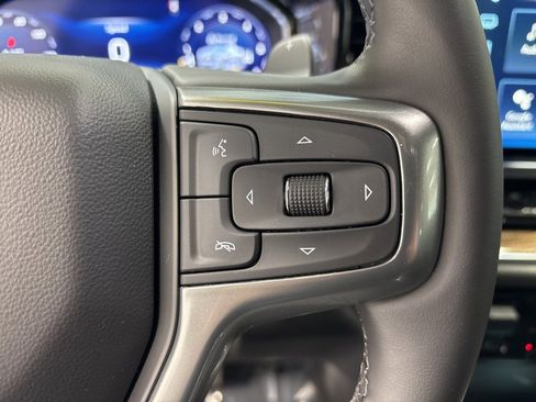 Used 2023 Chevrolet Silverado 1500 RST image 11