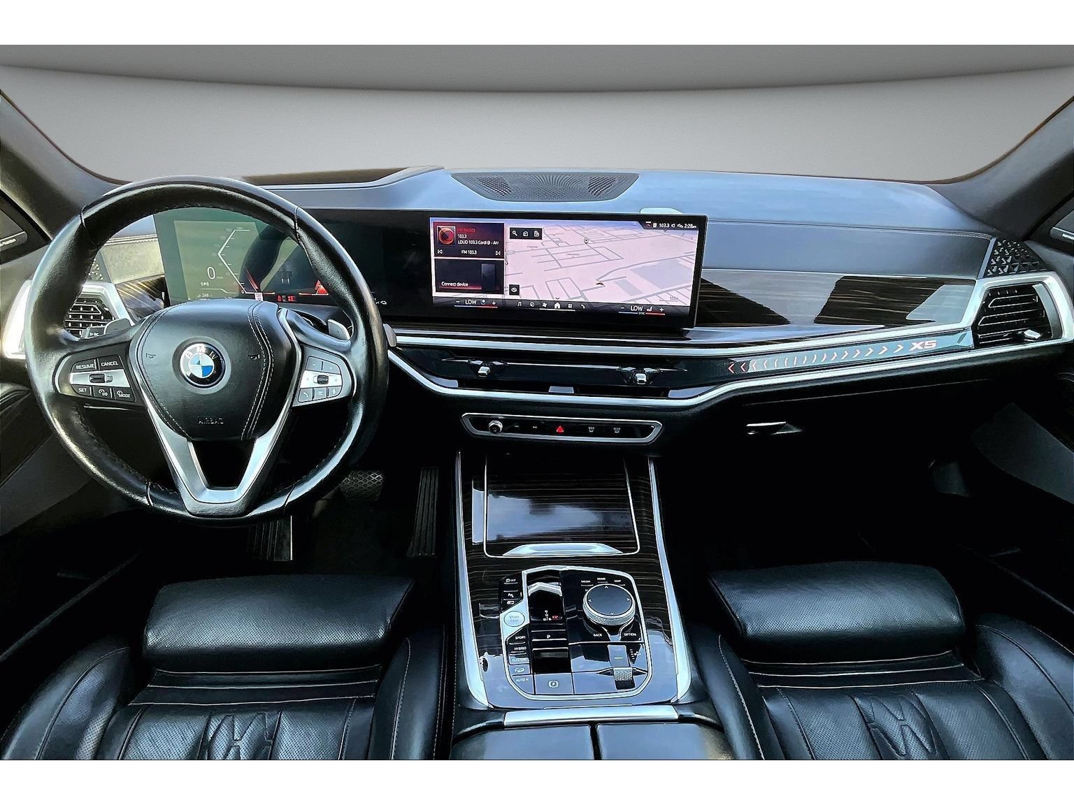 Used 2025 BMW X5 xDrive50e AWD/4WD image 10