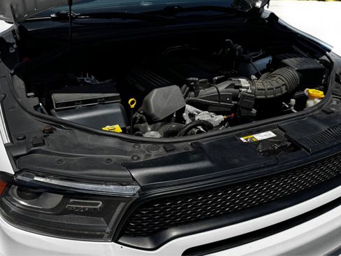 Used 2018 Dodge Durango SRT w/ Technology Group AWD/4WD image 5