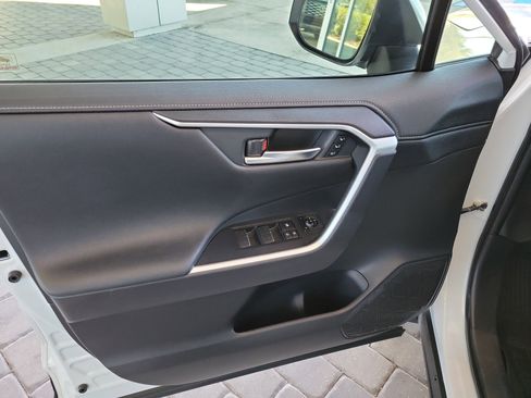 Used 2023 Toyota RAV4 Limited image 10