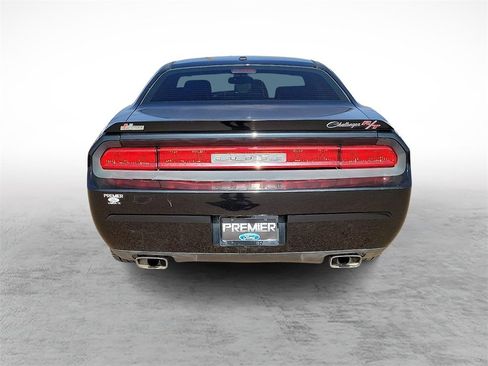 Used 2010 Dodge Challenger R/T image 9