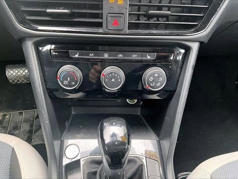 Used 2025 Volkswagen Taos S image 26