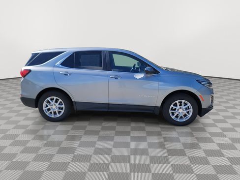 Used 2023 Chevrolet Equinox LT image 9