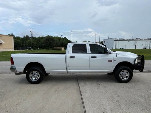 Used 2012 RAM 2500 ST w/ Chrome Appearance Group AWD/4WD image 5