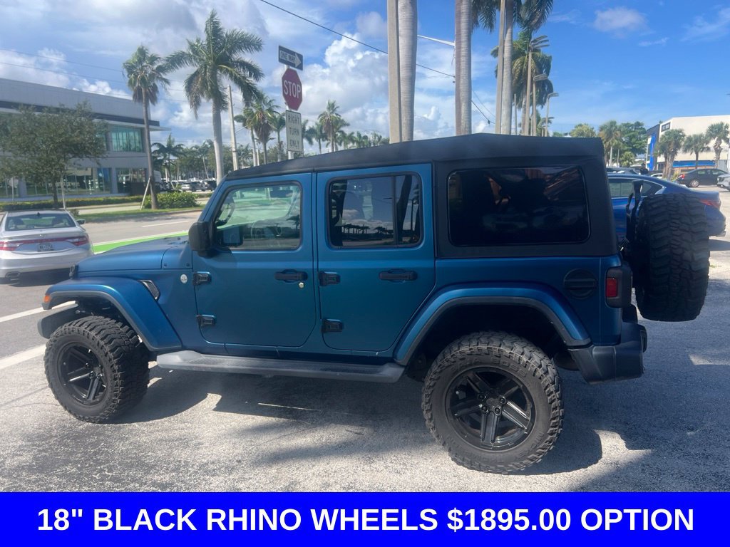 Used 2018 Jeep Wrangler Unlimited Sahara AWD/4WD image 4