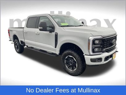 New 2026 Ford F350 Lariat w/ Tremor Off-Road Package