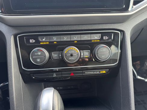 Certified 2023 Volkswagen Atlas Cross Sport SE image 20