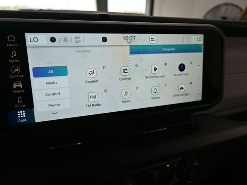 Used 2024 Jeep Gladiator Sport image 19