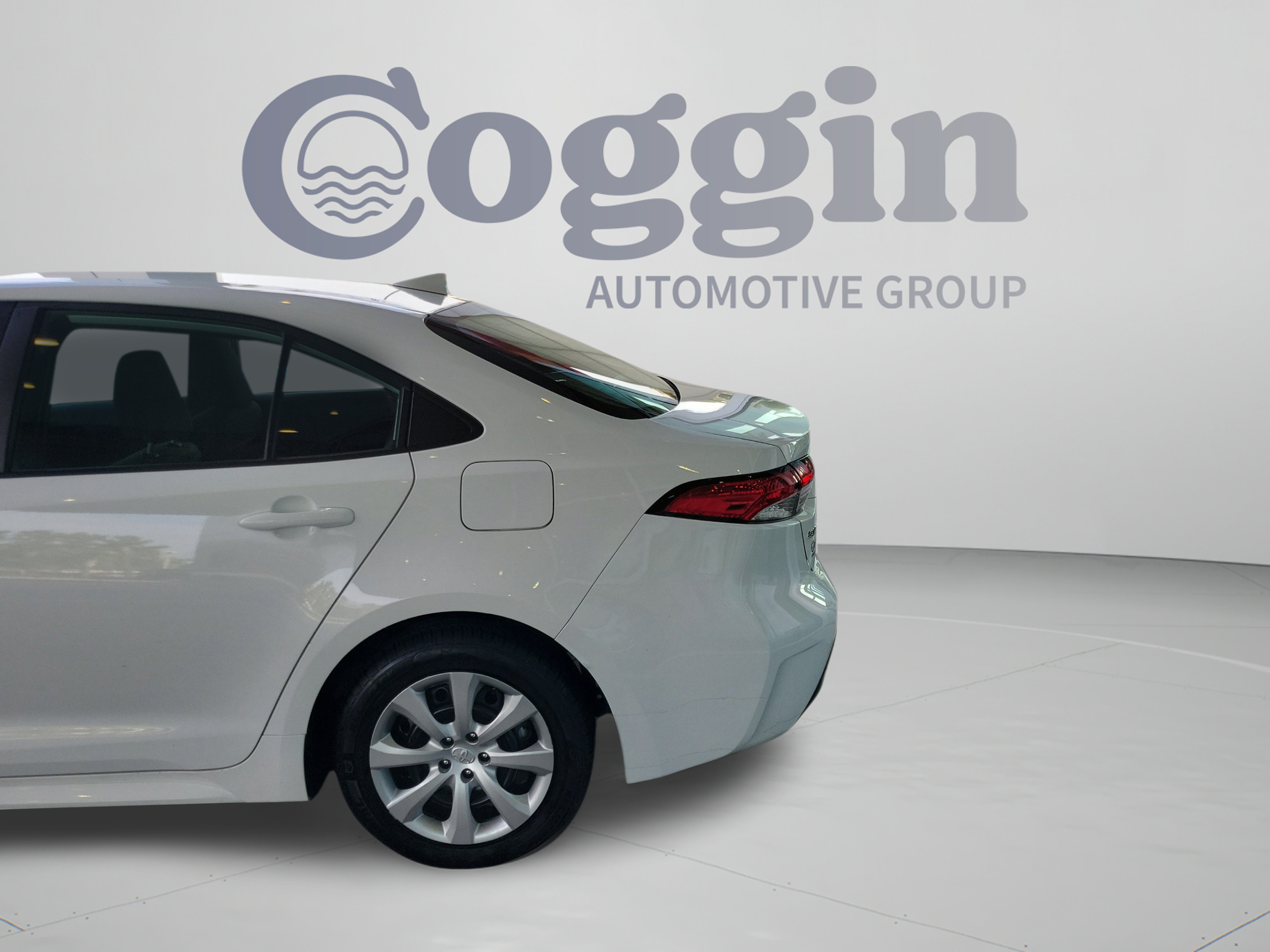Used 2024 Toyota Corolla LE FWD image 34