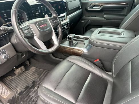 Used 2022 GMC Sierra 1500 Elevation RWD image 10