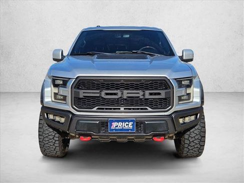 Used 2018 Ford F150 Raptor w/ Equipment Group 802A Luxury AWD/4WD image 2