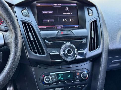 Used 2013 Ford Focus ST FWD image 28