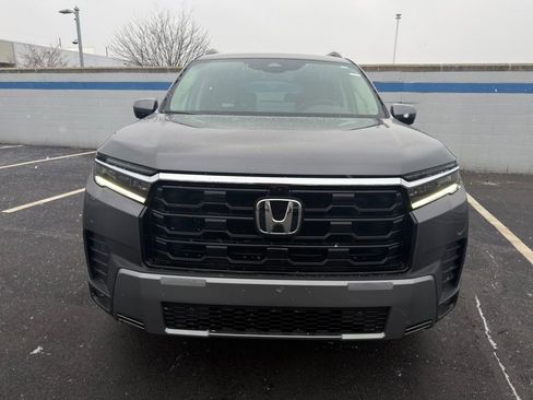 Used 2026 Honda Pilot Touring image 8