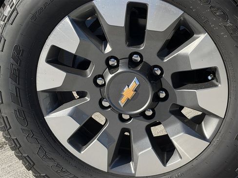 New 2026 Chevrolet Silverado 2500 Custom image 9