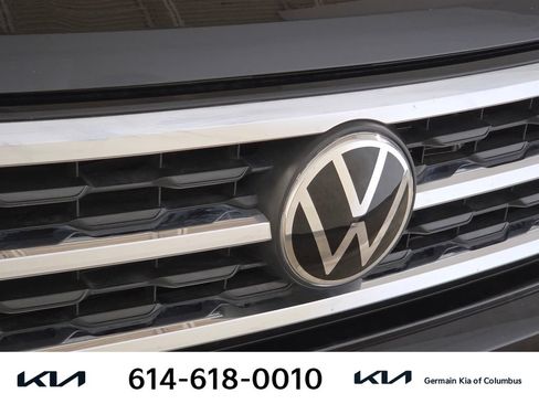 Used 2022 Volkswagen Atlas SE w/ Panoramic Sunroof Package AWD/4WD image 13