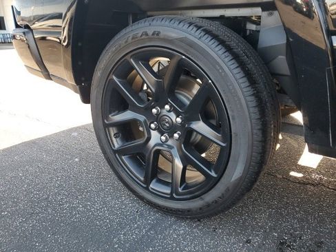 Used 2022 RAM 1500 Laramie image 12