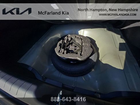 New 2025 Kia K4 LXS image 18