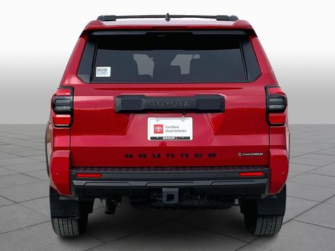 Used 2025 Toyota 4Runner TRD Off-Road image 4